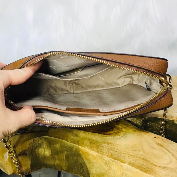 Michael Kors Jet Set Item Crossbody Bag - Picture 6 of 8